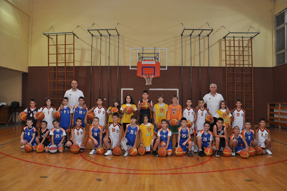 Škola košarke - OŠ Tanasko Rajić
